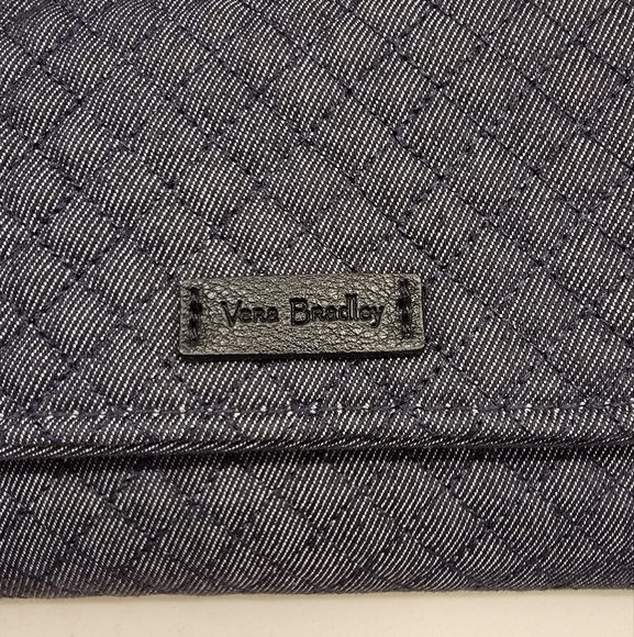 Vera Bradley Riley Dark Denim Quilted Zipper Wallet RFID Protection - Picture 2 of 9